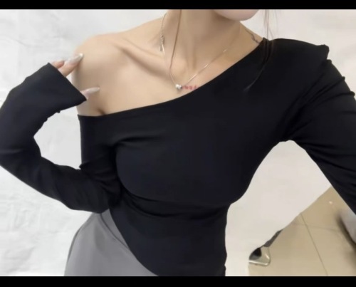 Hot girl pure lust style chic simple sloping shoulder top niche design irregular long-sleeved T-shirt trendy