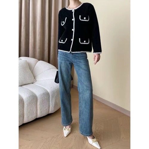 Xiaoxiangfeng knitted cardigan women's spring and autumn new sweater jacket 2024 high-end top short style outer wear