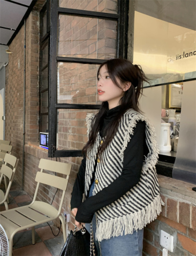 Actual shot!~Korean chic tassel striped vest