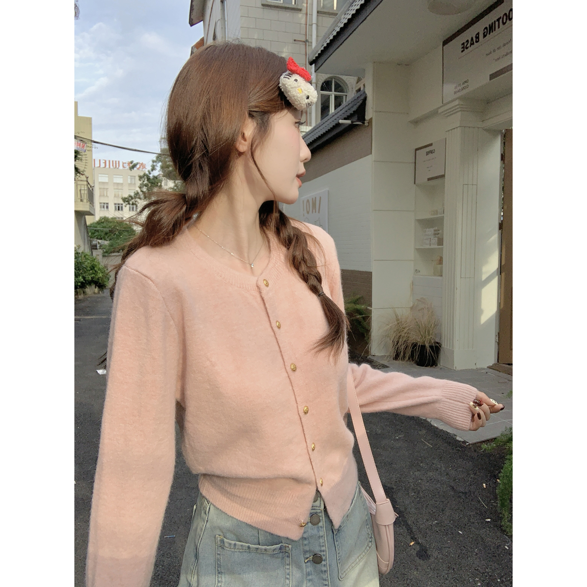 Actual shot of autumn and winter Korean style round neck small fragrant style single-breasted cardigan jacket arctic velvet knitted long-sleeved top