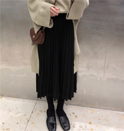 Actual shot of woolen skirt, pleated skirt for women, autumn and winter mid-length skirt