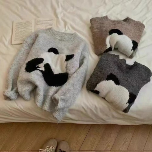 2024 Early Autumn New Style Bottoming Sweater Women's Lazy Style Cartoon Panda Embroidered Alpaca Wool Sweater Loose Top