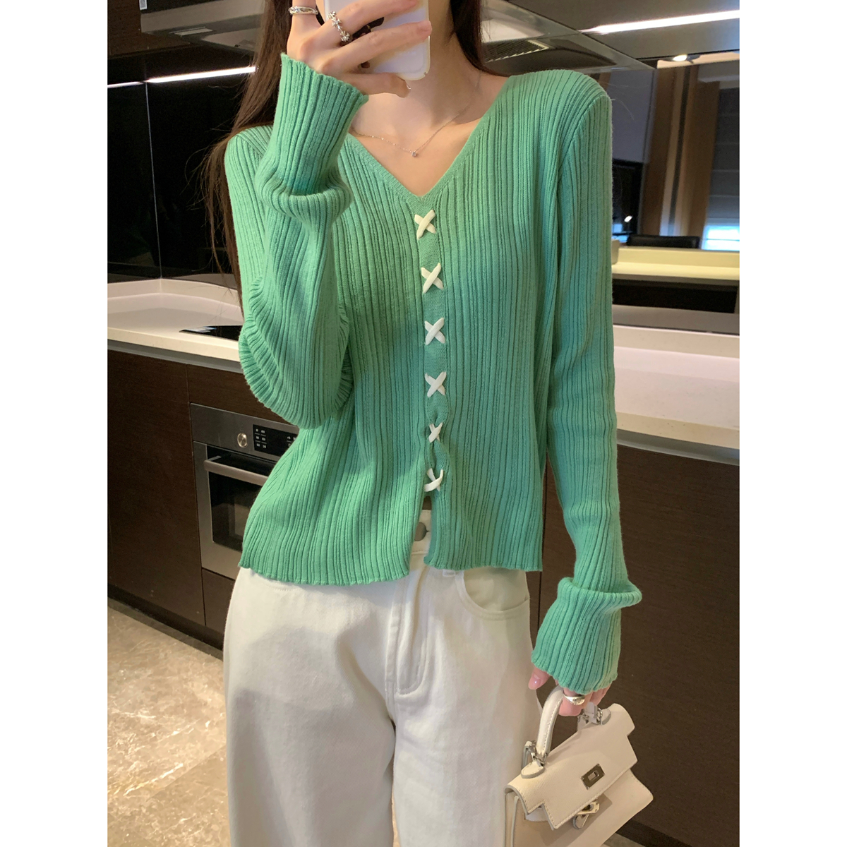 Real shot of autumn and winter Korean style loose v-neck contrasting color cross design 6 wool knitted long-sleeved bottoming top