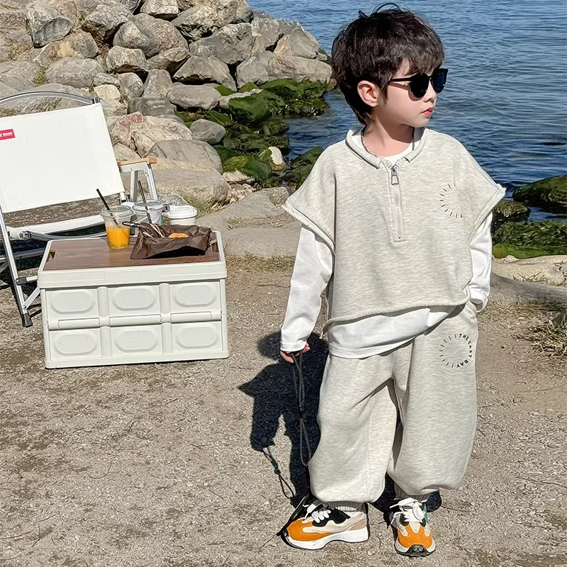 Boys' suits autumn clothes 2024 new children's autumn style sweatshirt three-piece set boys' spring and autumn cool clothes