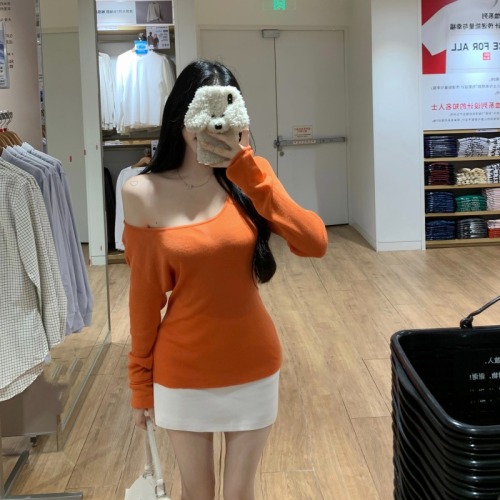 Live-action ~ Sexy Pure Desire Long Sleeve Knit Top Slimming Bust-Level High-Waist Skirt Set