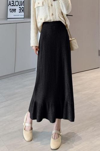 Real shot of sexy fishtail skirt for women in autumn and winter, new Korean style high-waisted knitted skirt, mid-length fungus hem hip skirt