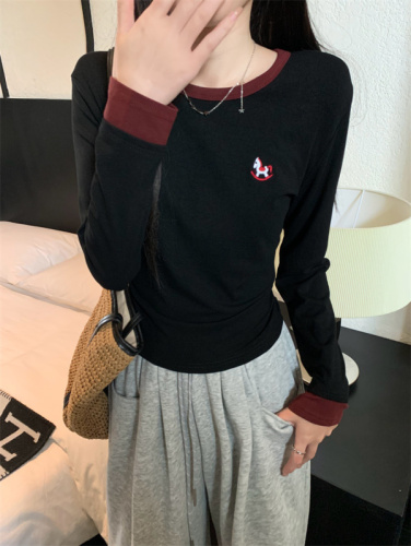 Real shot of contrasting color autumn long-sleeved right shoulder splicing T-shirt with thickened brushed top for women