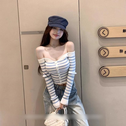 Blue and white striped one-shoulder sweater for women in autumn, slim fit, beautiful temperament, pure lust style, short off-shoulder long-sleeved top