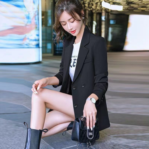 High-end black suit jacket for women early spring 2024 new design niche temperament casual small suit top