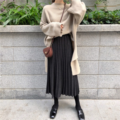 Actual shot of woolen skirt, pleated skirt for women, autumn and winter mid-length skirt