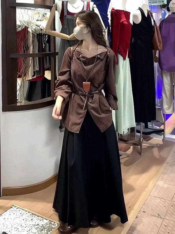 Autumn new loose vertical striped long-sleeved shirt, feminine retro French design, trendy niche tops