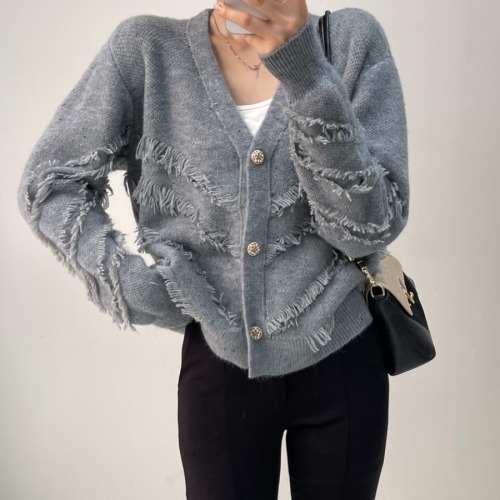 Real shot of thickened good quality V-neck tassel special wool yarn sweater cardigan jacket