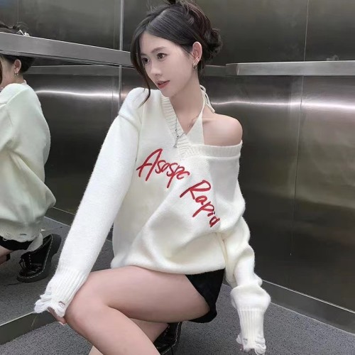 Good quality lazy style white long-sleeved sweater for women autumn soft and waxy loose v-neck mid-length top jacket