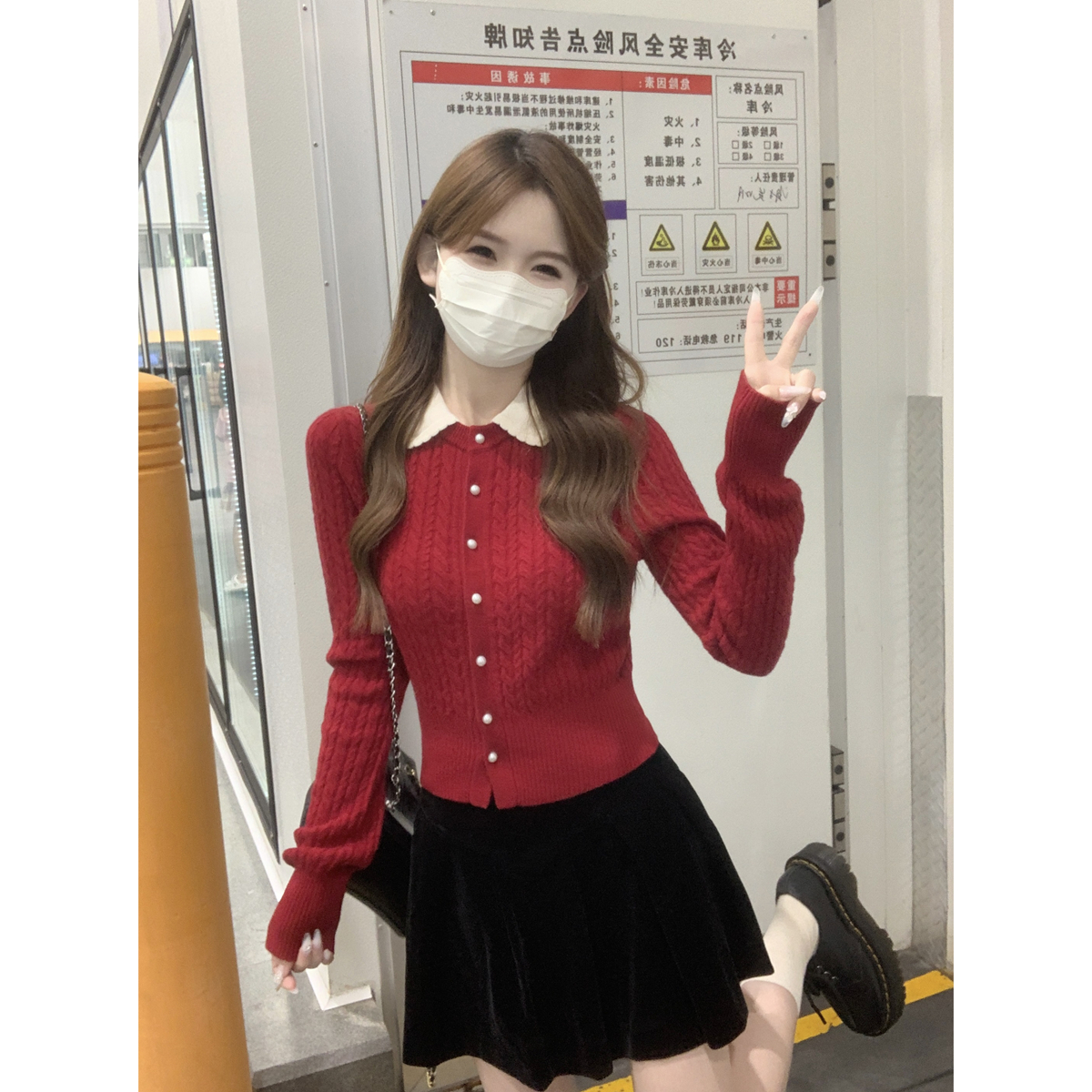 Real shot of autumn and winter Korean style contrasting color doll collar twist design 6 wool knitted cardigan long-sleeved jacket top