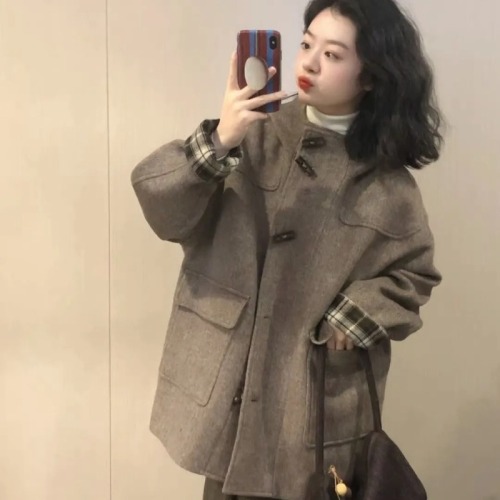 Horn button hooded Korean style woolen coat for women autumn and winter 2024 new Hepburn style small person woolen coat