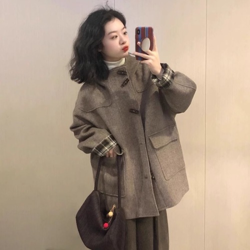 Horn button hooded Korean style woolen coat for women autumn and winter 2024 new Hepburn style small person woolen coat