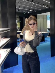 大心kissis克麗斯托假兩件掛脖吊帶針織衫女設計感扭結短上衣