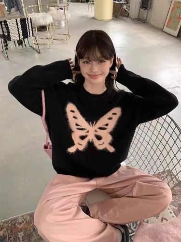 Song Zhengen Sweet and Spicy Butterfly Loose Black Sweater Women's Autumn Round Neck Imitation Mink Fur Premium Lazy Top Jacket