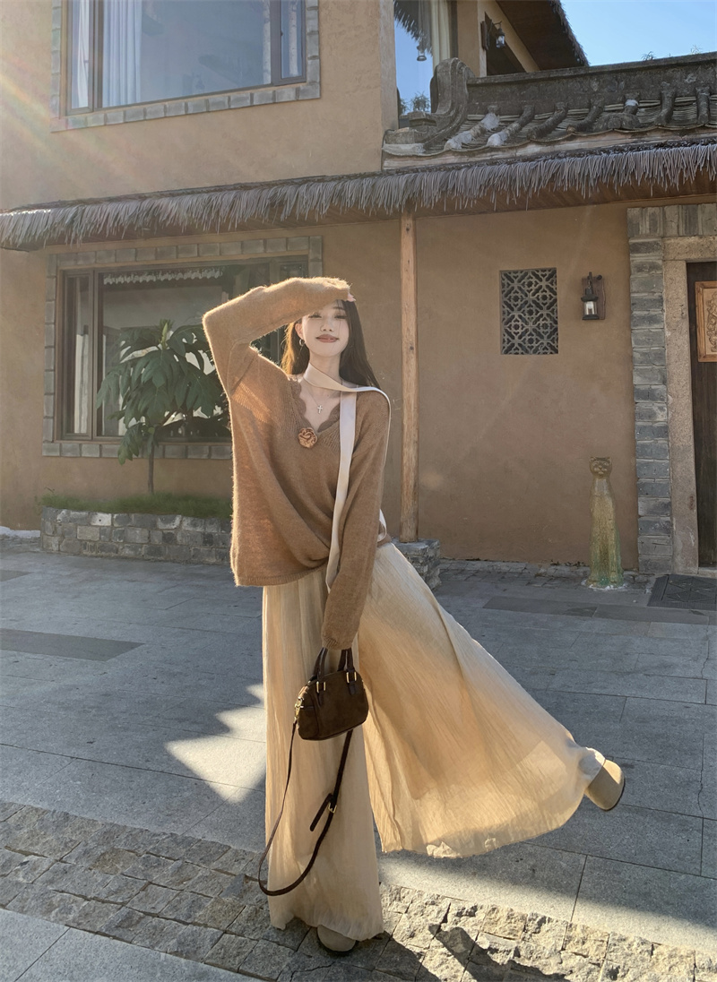 Photographed Lazy Style Sea Horse Hair Hooded Sweater V-Neck Strap Top + Lace Backless Bra + Versatile Skirt Pants Set