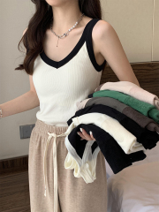 Photographed Autumn and Winter Korean Style Striped Camisole Top for Women with Fleece Lining and Thick Warm Underlayer Sleeveless