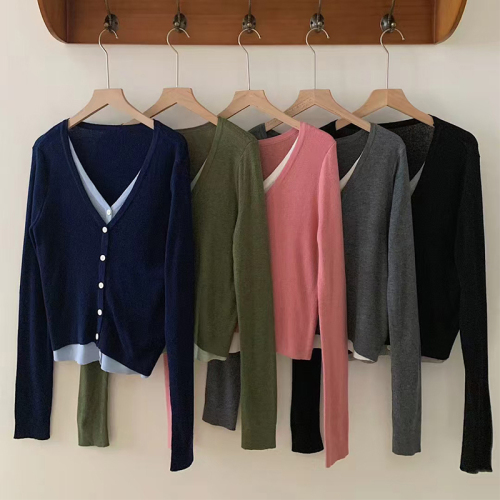 Real shot of wool sweater jacket for autumn wear, casual and versatile long-sleeved cardigan, fake two-piece V-neck knitted top