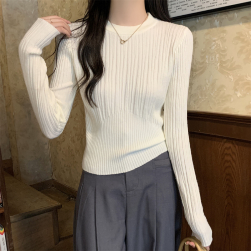 Autumn and winter Korean style slim round neck solid color unique design Andy velvet knitted bottoming sweater for women