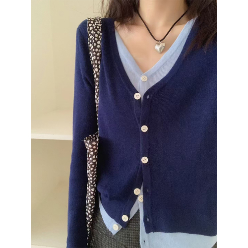 Real shot of wool sweater jacket for autumn wear, casual and versatile long-sleeved cardigan, fake two-piece V-neck knitted top