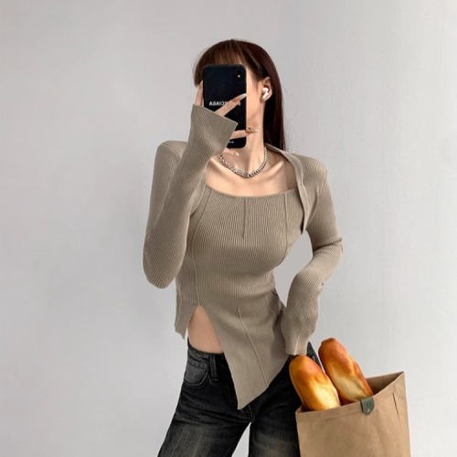 Pure Desire Shoulder Square Neck Long Sleeve Knitted Sweater Women's 2024 Autumn and Winter Slim Fit Irregular Slit Hem Bottoming Top