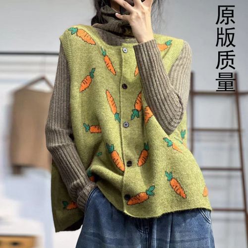 New autumn and winter round neck forest style literary print loose casual slim cardigan temperament knitted vest for women