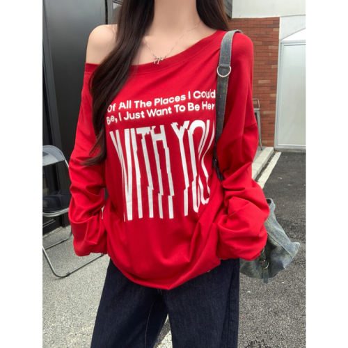 Actual shot of 21 count pure cotton design two-wear letter printed oblique shoulder red sweatshirt women's off-shoulder top