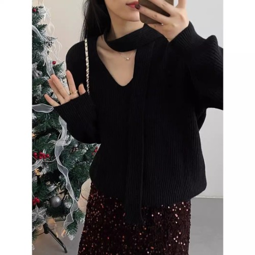 Taochuan blogger model ~ temperament V-neck ribbon design pit sweater women's high-end lazy style sweater