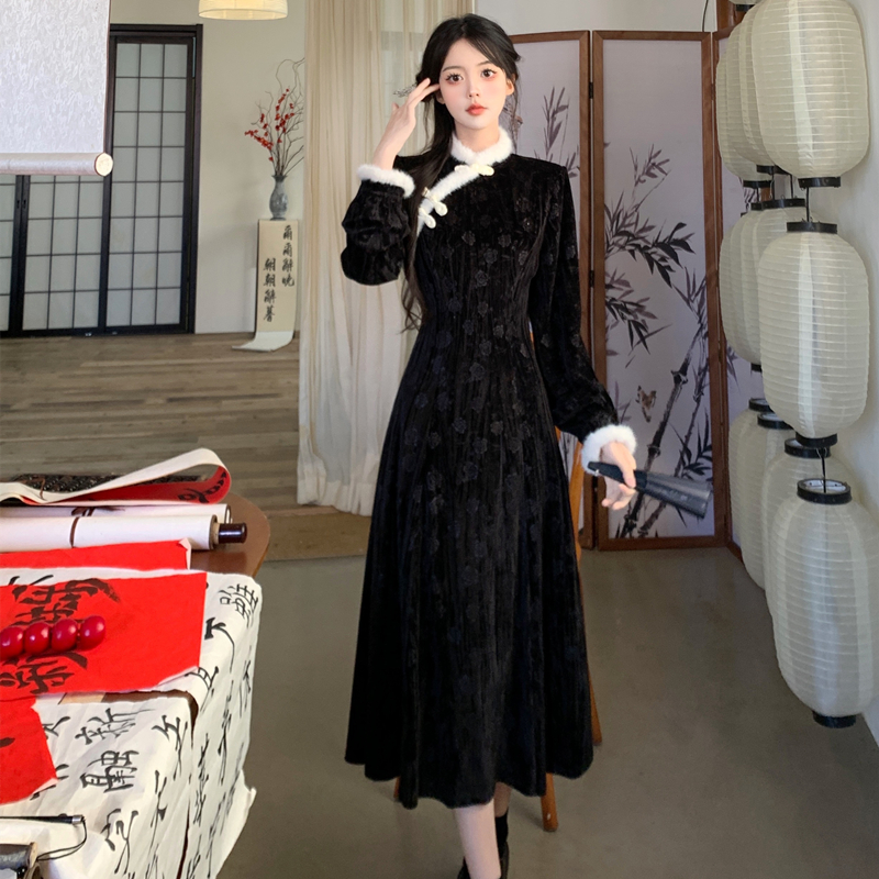 大碼女裝新中式改良旗袍長裙秋冬加絨內搭毛邊拼接黑色絲絨連衣裙