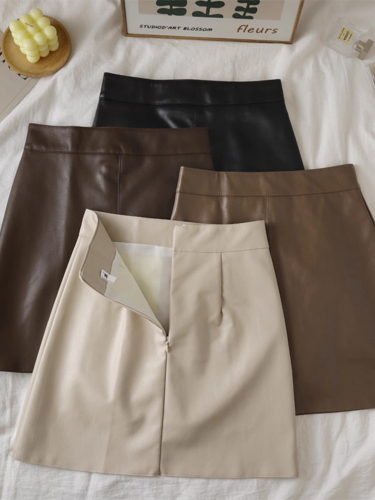 Black retro PU leather skirt A-line skirt autumn and winter women's new small high-waist slim hip skirt short skirt