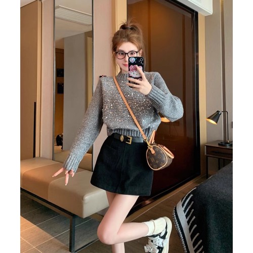 Gray heavy industry diamond round neck knitted top for women 2024 new autumn and winter thickened Japanese style lazy retro sweater trend