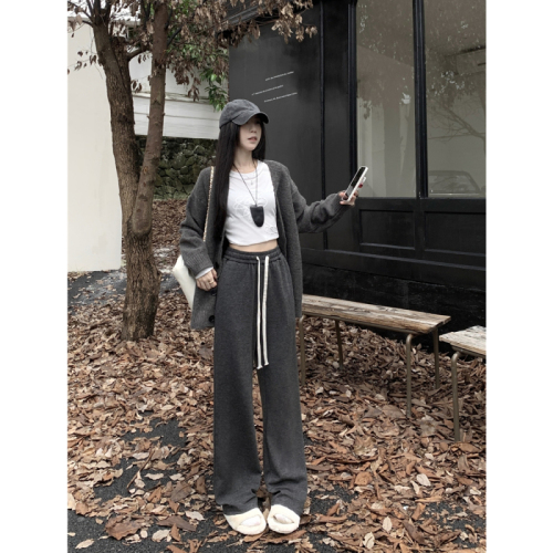 Real shot of dark gray glutinous rice casual pants for women, straight plus size fat mm, drapey pear-shaped body wide leg pants