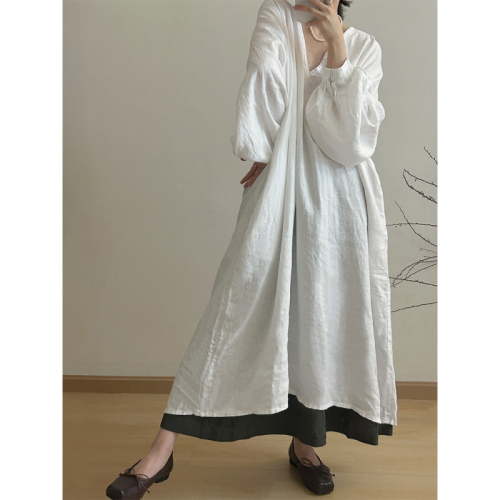 Deep V-neck, large-sleeved, elegant dress, cotton, linen and linen skirt, artistic retro long skirt