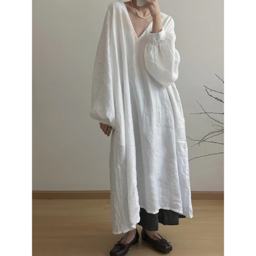 Deep V-neck, large-sleeved, elegant dress, cotton, linen and linen skirt, artistic retro long skirt