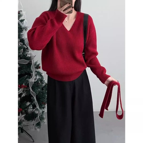 Taochuan blogger model ~ temperament V-neck ribbon design pit sweater women's high-end lazy style sweater