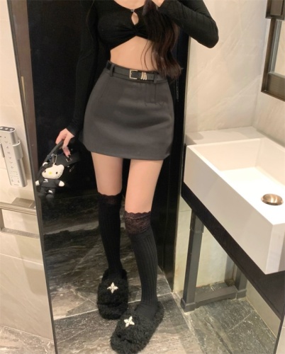 Actual shot of 2024 autumn and winter skirt for women with high waist and hips, pain relieving cover, anti-exposure boot skirt