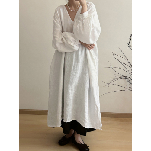 Deep V-neck, large-sleeved, elegant dress, cotton, linen and linen skirt, artistic retro long skirt