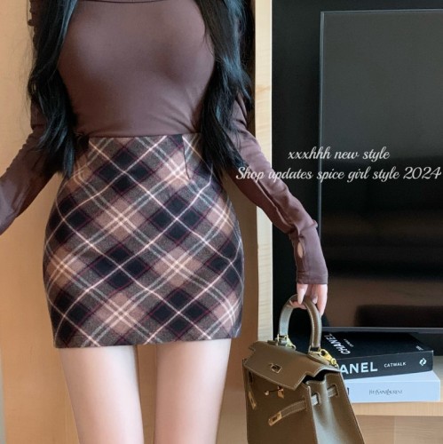 Real shot!  !  Retro plaid skirt high-waisted woolen A-line versatile slimming hip-hugging short skirt