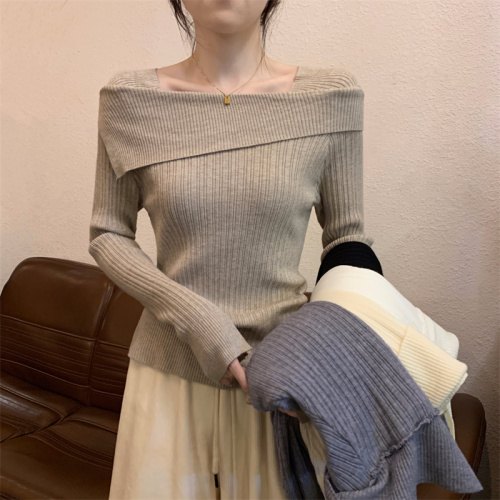 One-shoulder knitted bottoming shirt for women in spring, autumn and winter with irregular French style high-waisted right-shoulder clavicle long-sleeved top