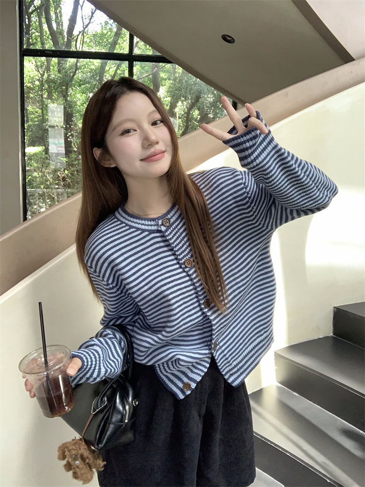 Shot! Striped Color-Blocking Long-Sleeve Knit Cardigan Women's Lazy Style Charming Shoulder Blanket Set