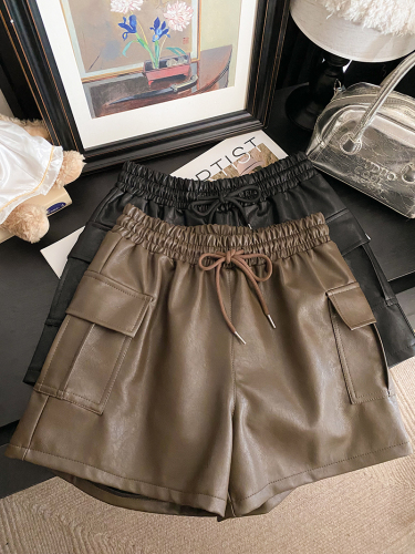 Actual shot of PU leather shorts, autumn new style, high waist, elastic waist, loose, slim and versatile, A-line wide-leg pants, boot pants