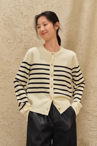 Simple Contrast Color Striped Knitted Cardigan Women's 2024 Spring Retro Gold Button Sweater