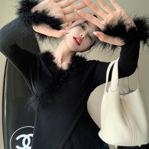 !  Real shot!  Cross V-neck furry patchwork sweater slimming slimming bottoming top