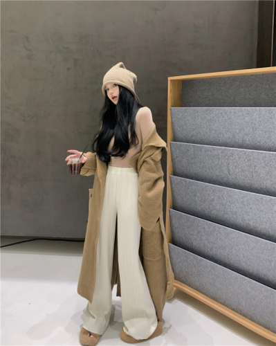 Actual shot of lazy casual mid-length knitted sweater cardigan loose high-end windbreaker coat for women