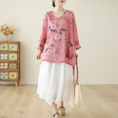 2024 Autumn Print Gentle Age-Reducing Print V-neck Pocket Style Loose and Versatile Top