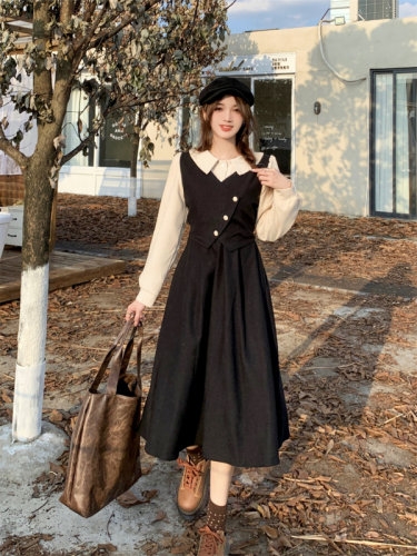 Real shot color matching fake two-piece long-sleeved dress for women autumn retro irregular small pleated long skirt