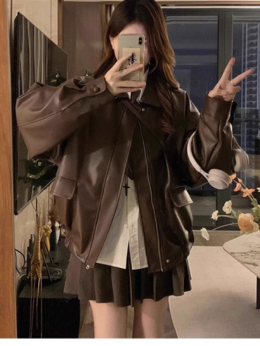 Brown leather jacket women's autumn Korean version 2024 new hot and cool girl motorcycle loose long-sleeved jacket top